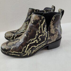 Vionic Ankle Boots Women's 7 Clara Boa Reptile Crocodile Leather Print Booties